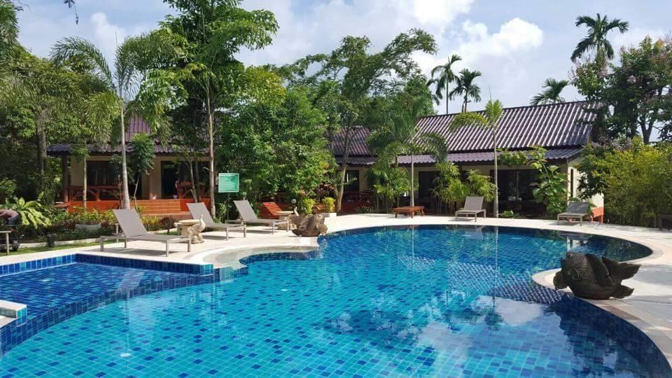 Baan Suan Resort Rawai Eksteriør billede